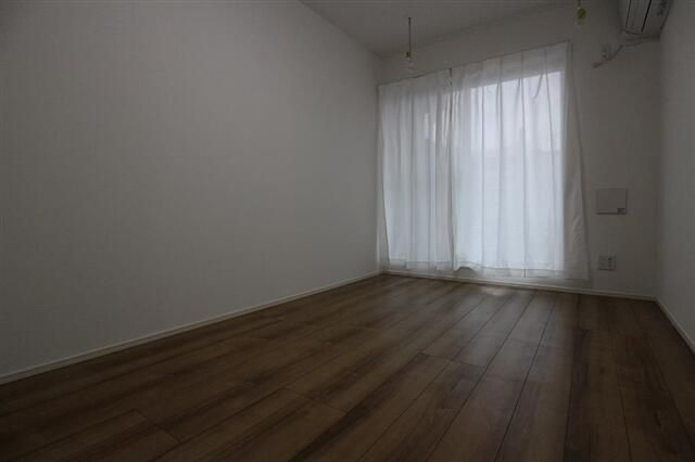 サザンフロント六町の寝室