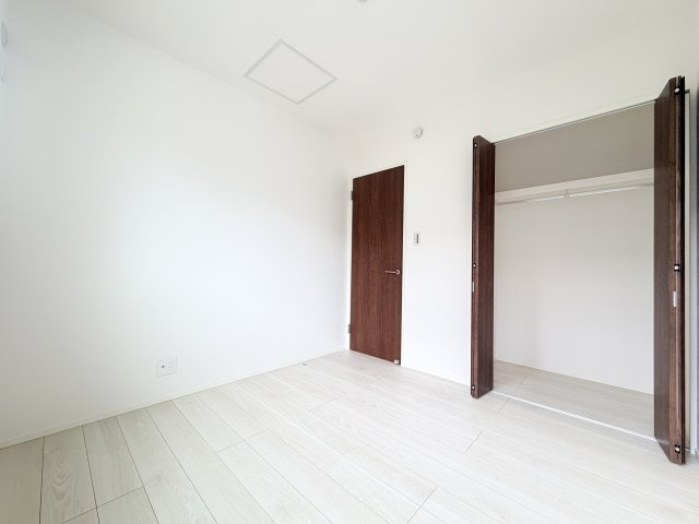 オール電化デザイナーズハウス高松市香西東町建③の洋室|自分好みのアレンジで居心地の良い空間になりそうです。　※同仕様の施工事例です