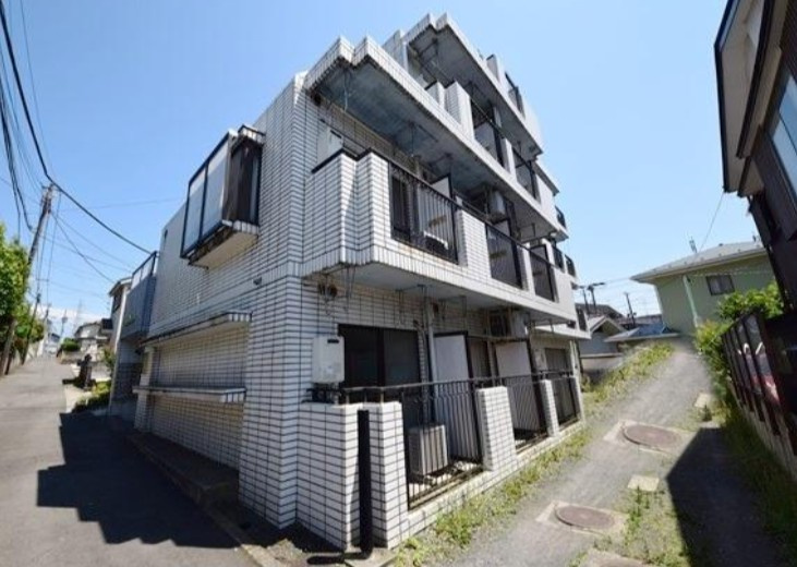 スターホームズ鶴ケ峰本町の外観