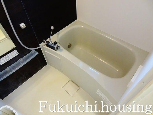 フラット明大前の浴室
