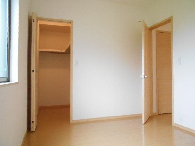 ヴィラ　ルーエＢの収納
