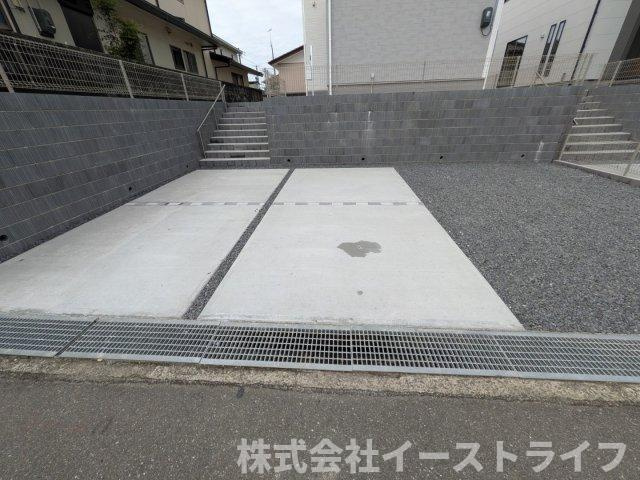 【新築戸建】　いわき市平中神谷第9　全2棟　長期優良住宅の駐車場|同社施工写真　カースペースです。4台駐車可能！