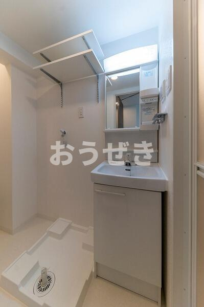 ＣＯＣＯＣＵＢＥ江古田Ｓｏｕｔｈの独立洗面台