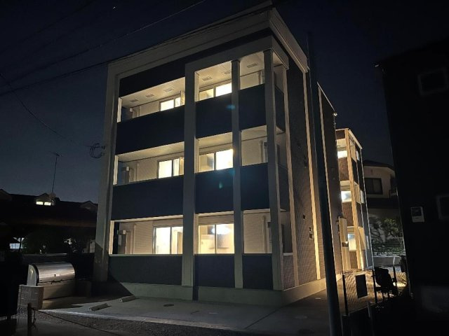 パルティールのその他共用部分|外観写真（夜）