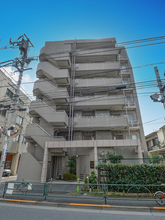 ナビウス高円寺南の外観|ナビウス高円寺南７階部分のお部屋は通常仲介手数料２５４万６７０円→０円！さらにキャッシュバック２０万円にて即日現地案内可能です！