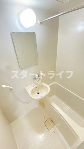 大阪市淀川区西中島３丁目の賃貸マンションの浴室