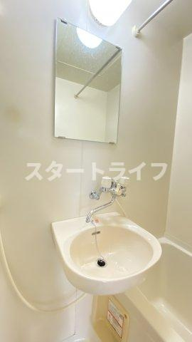 大阪市淀川区西中島３丁目の賃貸マンションの洗面所