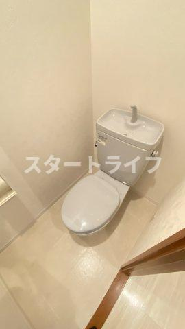 大阪市淀川区西中島３丁目の賃貸マンションのトイレ