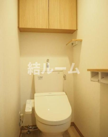 板橋区坂下１丁目の賃貸マンションのトイレ