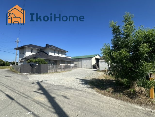神戸市西区岩岡町野中　中古戸建