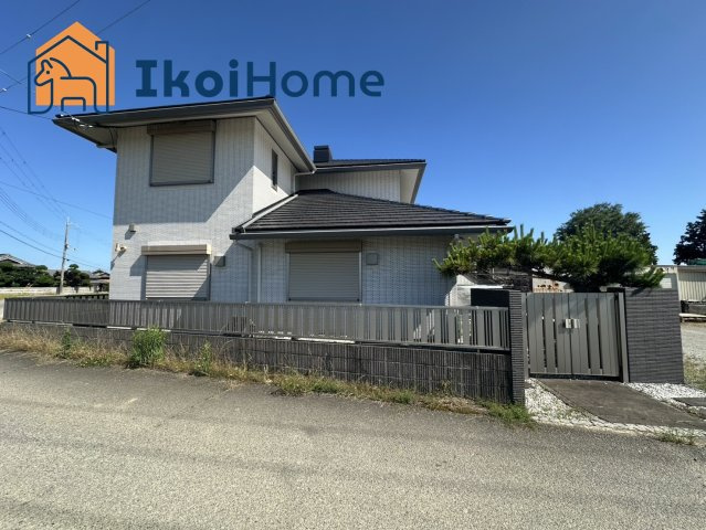 神戸市西区岩岡町野中　中古戸建の駐車場|●年中無休：当日予約可●弊社独自の「自己資金0円プラン」もあります。ご相談承ります！