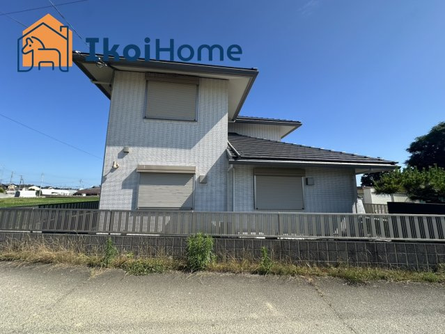 神戸市西区岩岡町野中　中古戸建のバルコニー|●年中無休：当日予約可●一戸建ての多いエリア、静かで落ち着いた雰囲気です！