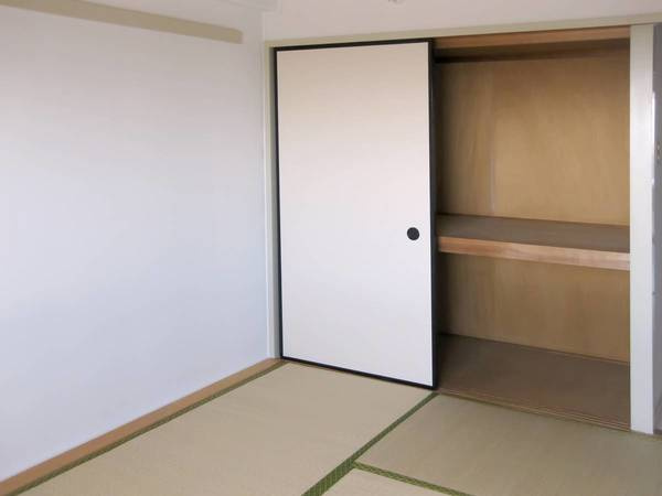 ビレッジハウス横根1号棟の収納|ビレッジハウスの同一物件・同一タイプの間取りの写真です