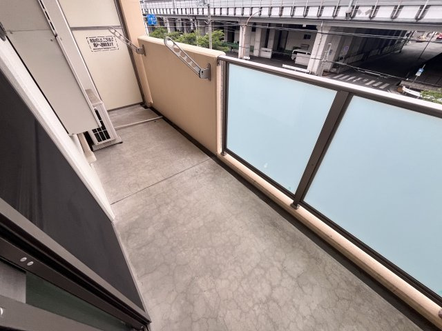 グランアーブル西宮のバルコニー