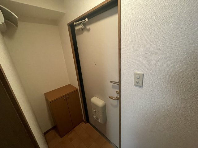 レジスコート甲子園口の玄関