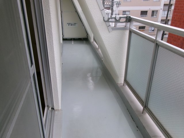 シャトー登貴和のバルコニー