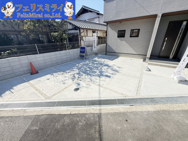 Livele Garden 神戸市西区持子5期の駐車場