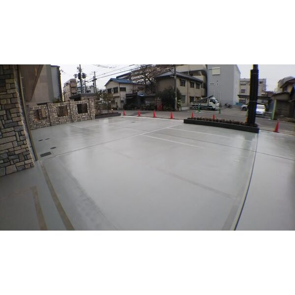 プレジオ内代の駐車場