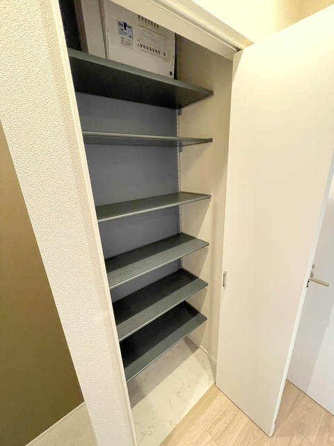 ヘーベルメゾン阿佐ヶ谷の玄関|★トールタイプのシューズＢＯＸ★