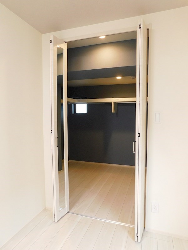 コンプレート古船場 の収納