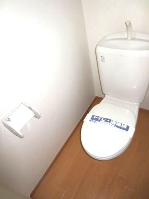 コーポラス本町のトイレ