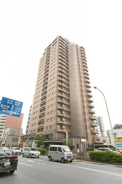 センテニアルタワーの外観