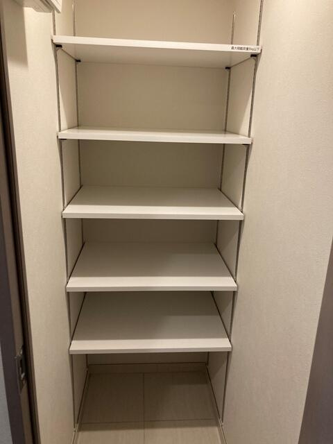 アーバネックス小石川春日の収納