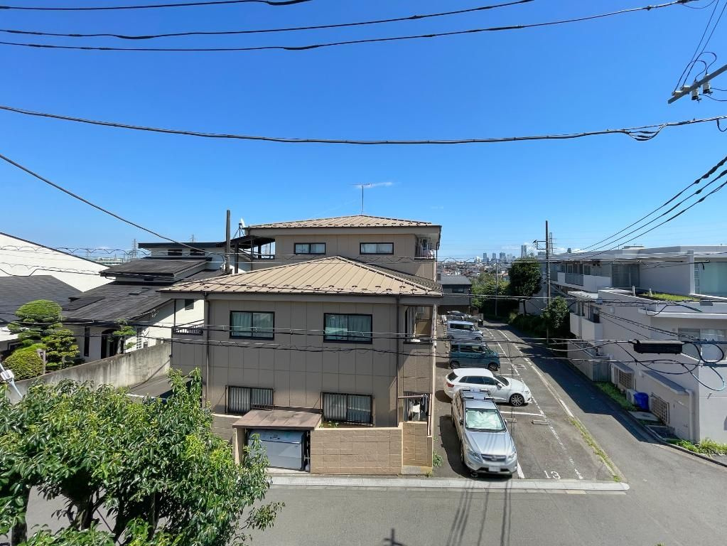 プラウド横濱岸根公園の外観
