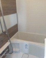 川崎市多摩区生田６丁目のアパートの浴室