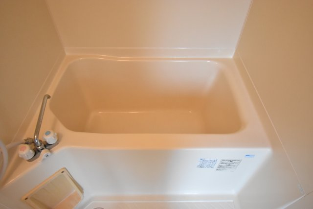 双輪建物第十コーポの浴室