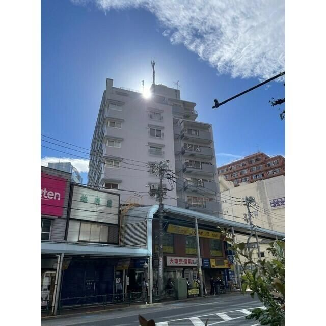 ローヤルマンション三軒茶屋の外観|建物外観を気になさる方へ、見た目の良い物件です