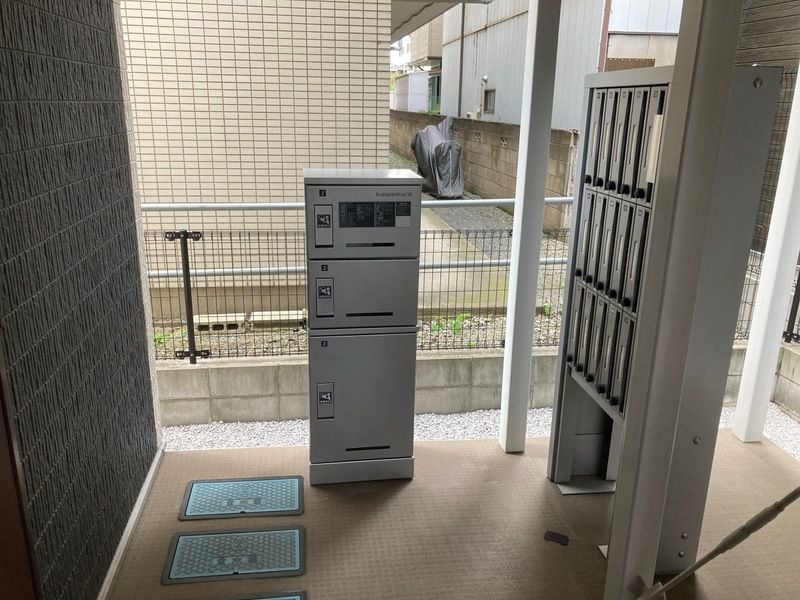 リブリ・Espoir 壱番館のエントランス