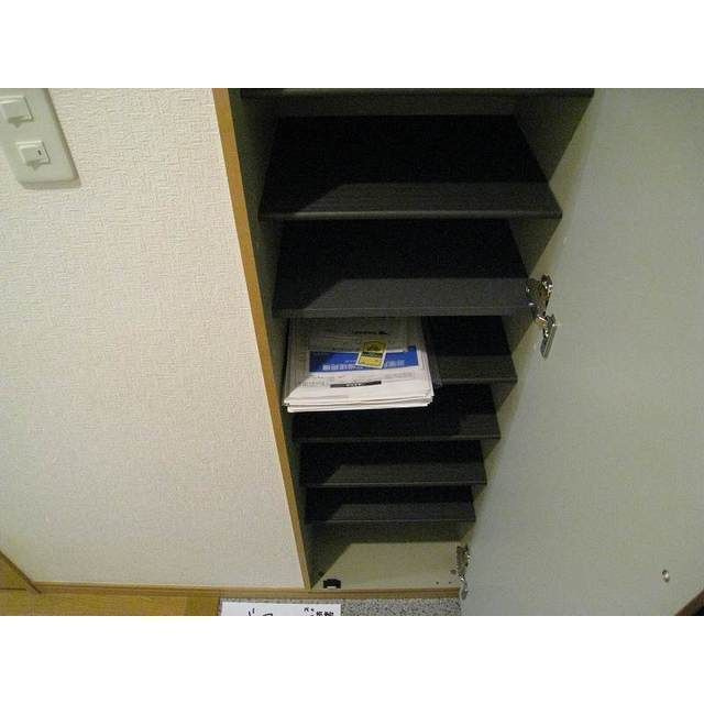 アンプルール フェール K HOUSEの玄関