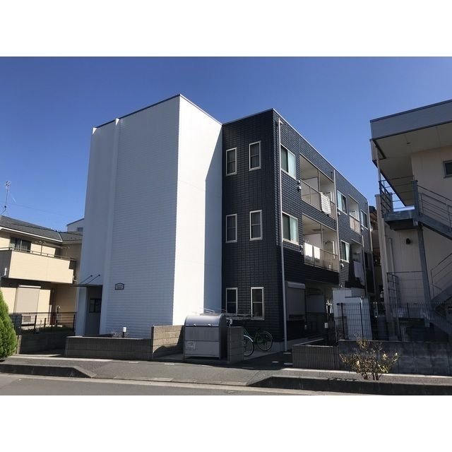 アンプルールフェールBONNEのエントランス