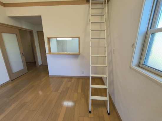 稲城市百村のアパートの内装|★お部屋探しはオールマイト不動産までご相談下さい♪