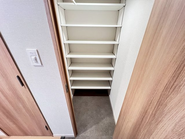 スプランディッド本町グランの収納