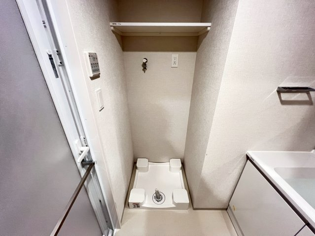 スプランディッド本町グランの洗面所