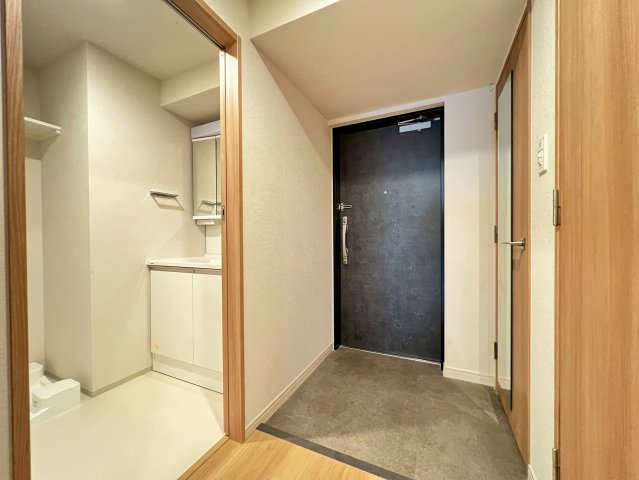 スプランディッド本町グランの玄関
