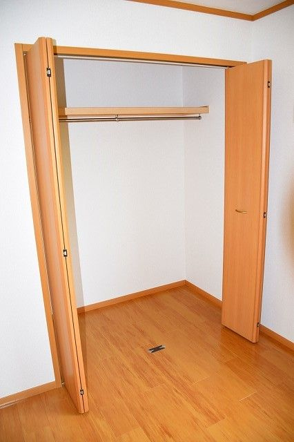 ファミ－ルおおねの収納