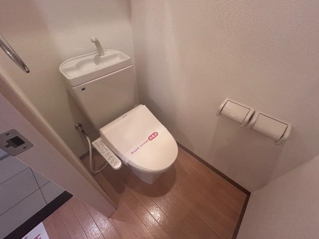 メープルコートのトイレ|シンプルで使いやすいトイレです