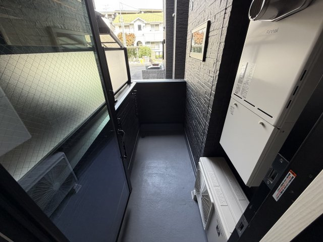 Louis Apartment豊中蛍池ウエストのバルコニー