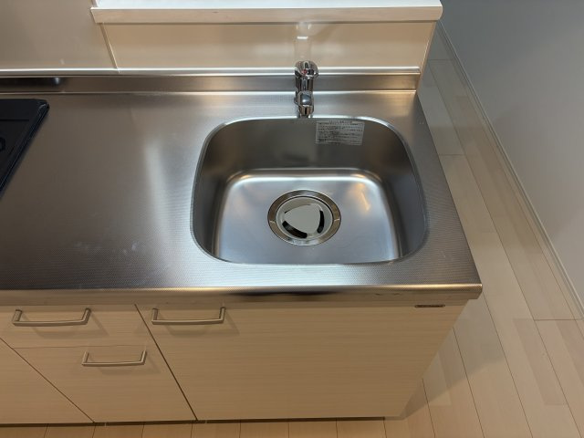 Louis Apartment豊中蛍池ウエストのキッチン