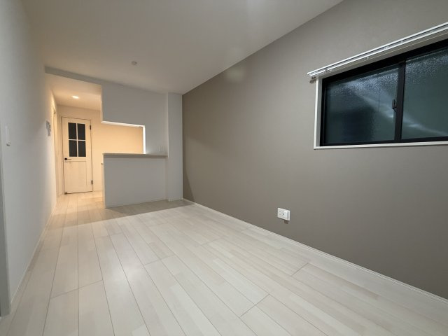 Louis Apartment豊中蛍池ウエストの居間・リビング