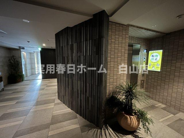 【ロビー】