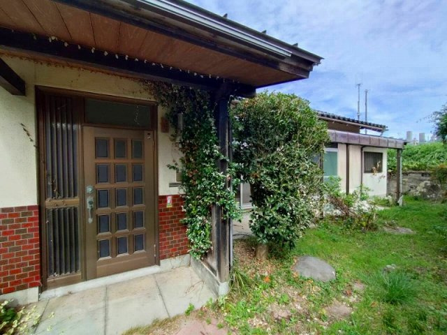 ■□安来市西赤江戸建□■の玄関|玄関部分となります。
