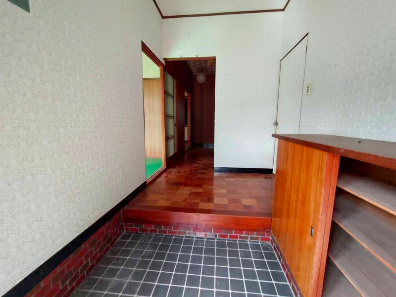 ■□安来市西赤江戸建□■の玄関|玄関内部となります。