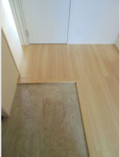 ルシールおおたかの森の玄関