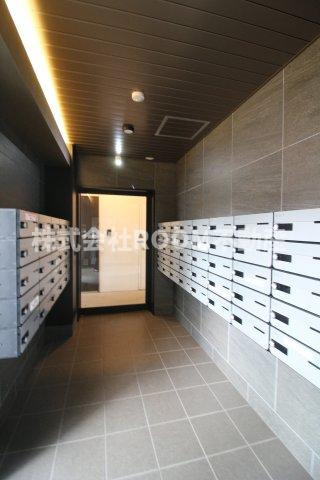 リヴィエールシャン都北町のロビー|落ち着いたロビーです