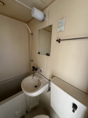 アムザック相模の洗面所|コンパクトで使いやすい洗面所