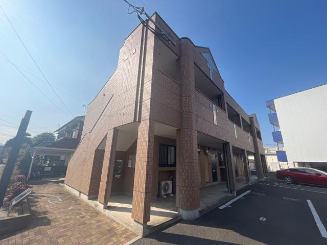 ＣＯＵＮＴＯＲＹ　ＨＯＵＳＥ　ＹＯＳＨＩＨＯの外観|外観写真（昼）